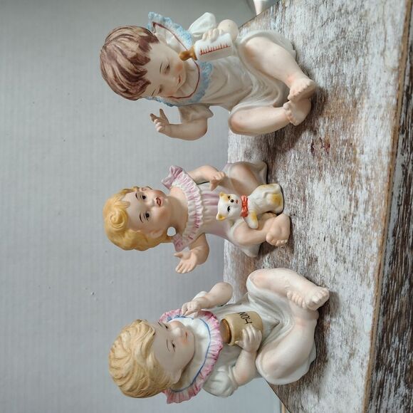 Adorable Vintage Lefton Piano Babies Porcelain Figurines Set Of 3. C8 - Picture 5 of 5